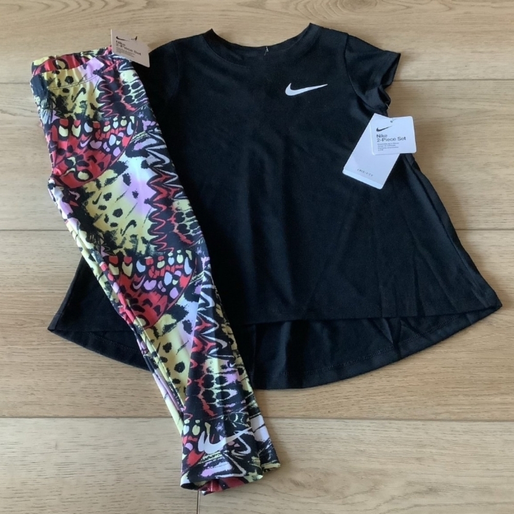 Nike Girls Tee & Leggings Set Size 6 Or 6X(NWT)~PRICE IS FIRM~